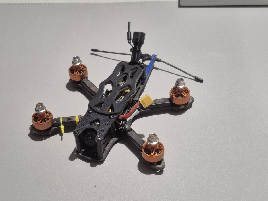 Кастомний 3 дюймовий fpv дрон Б/у