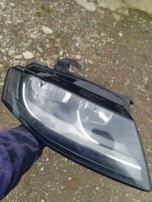 Lampa audi A4 B8