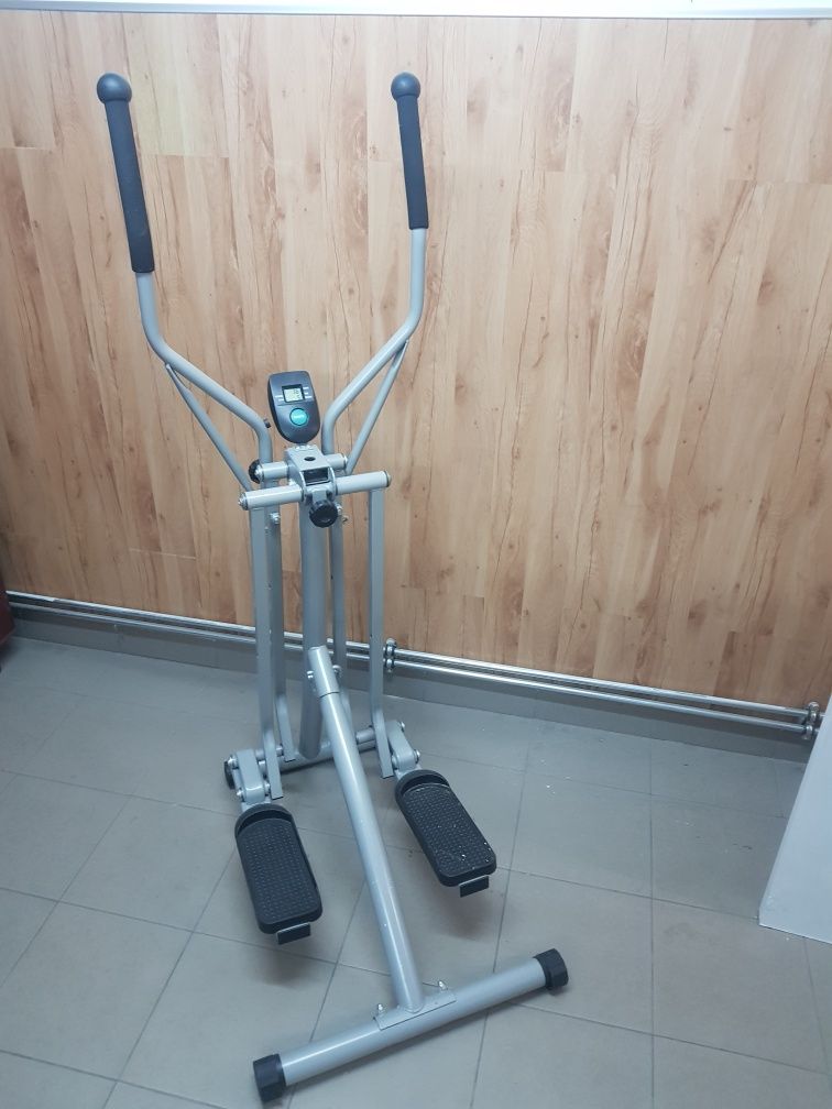 Sprzedam stepper +GRATIS  stepper skrętny