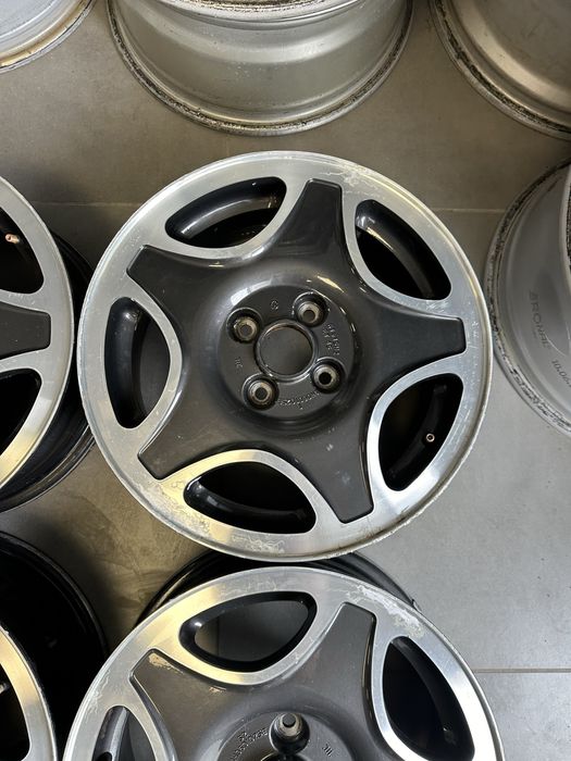 Felgi aluminiowe 4x100r15 rarytas golf polo siroco corrado