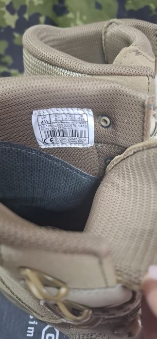 Piaskowe buty wojskowe Lowa Elite Desert r 37, 5