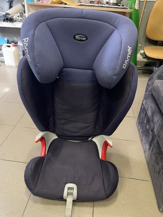 Продам дитяче автокрісло Romer