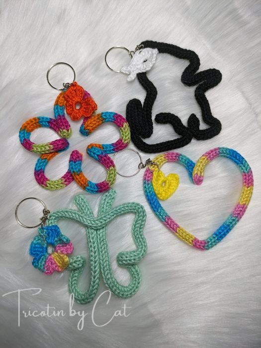 Porta-chaves em tricotin