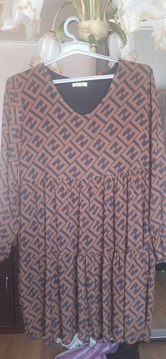 Легке жіноче вільне плаття 44-46р,в гарному стані