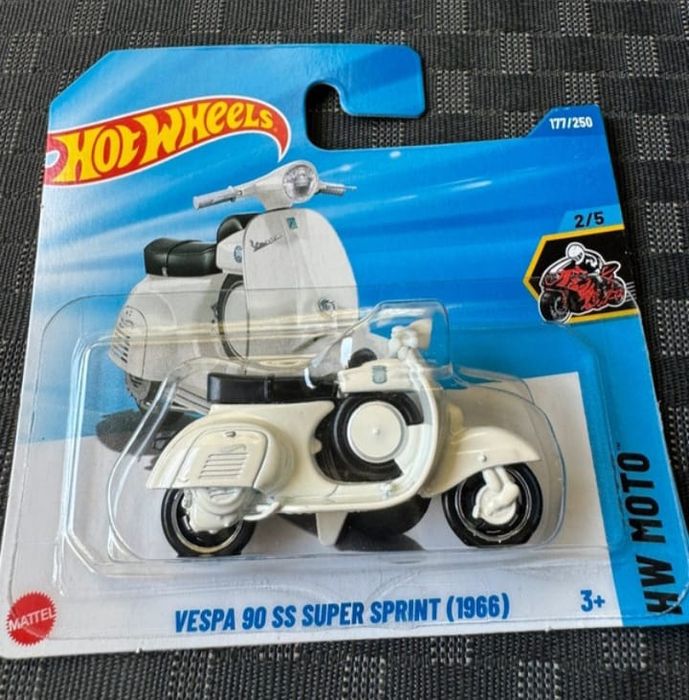 Vespa 90 ss super sprint 1966 hot wheels