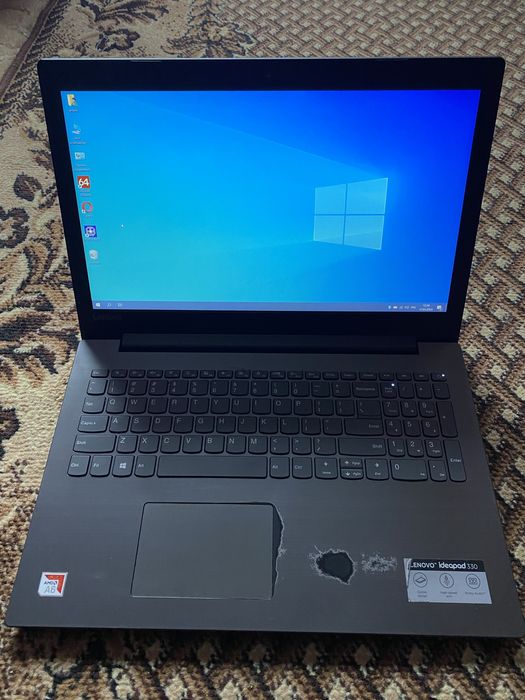 Ноутбук Lenovo ideapad 330 в  хорошому стані
