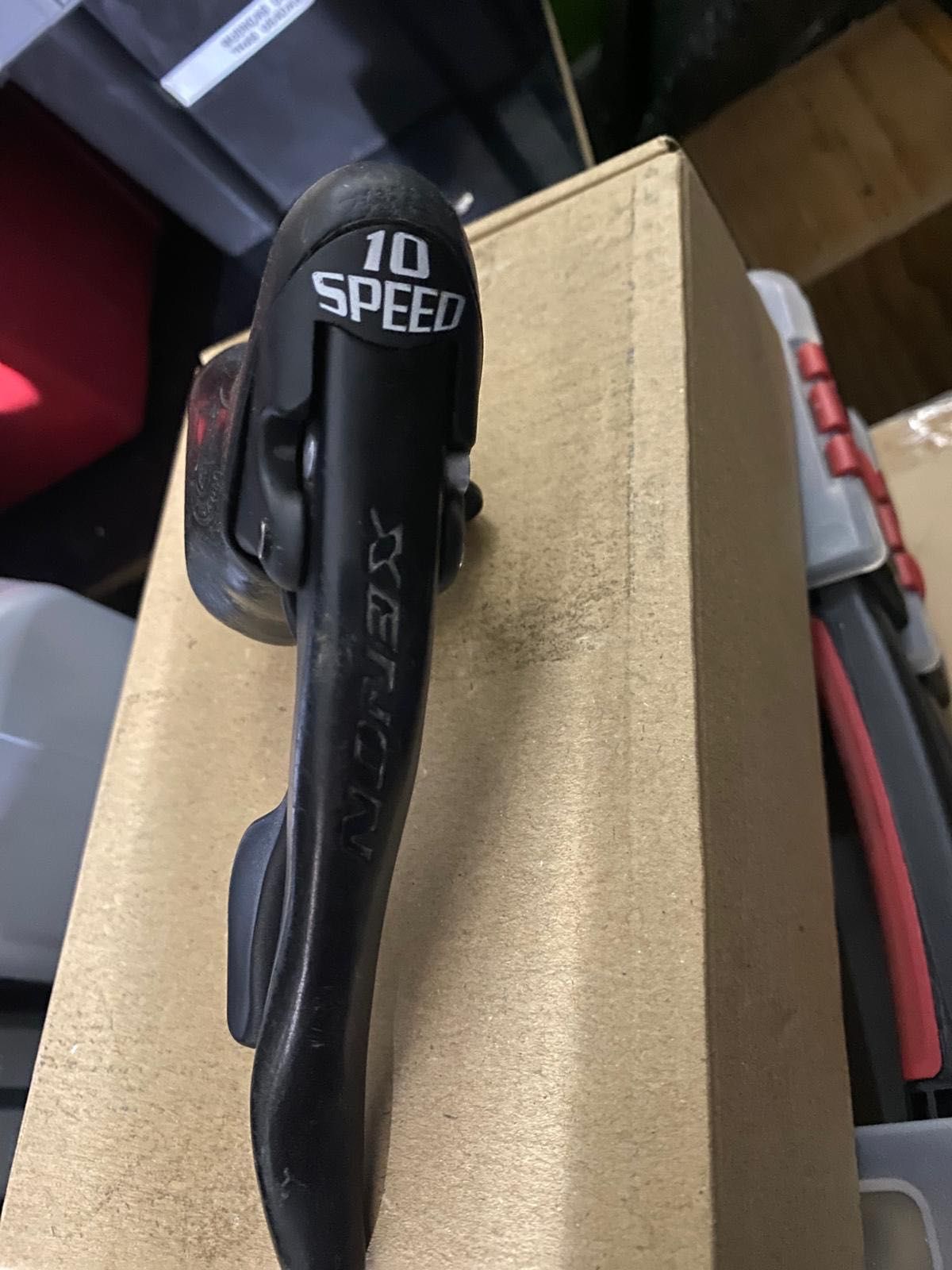 Manete Xenon 10v direita