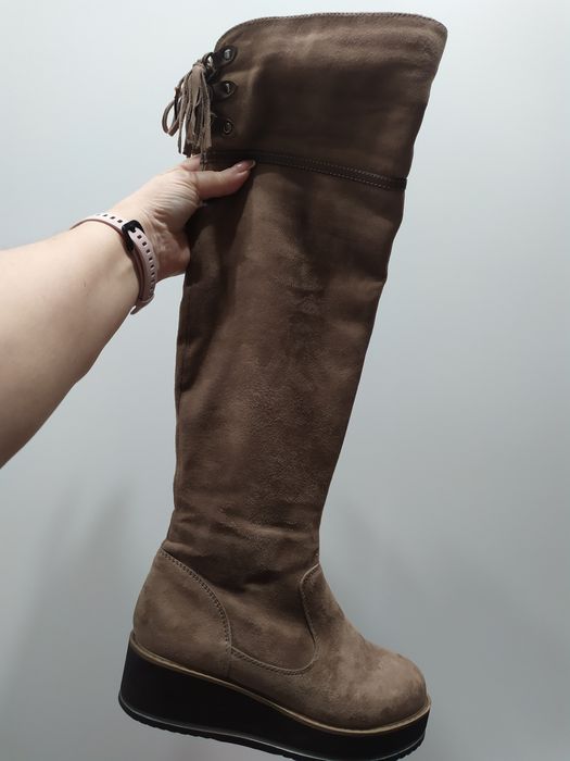 Ботфорти в ідеальному стані