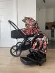 Cybex Priam 2.0 Spring Blossom Dark