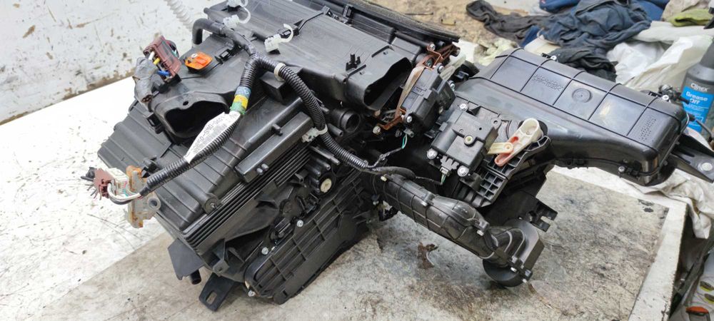 Honda Civic VIII UFO Nagrzewnica