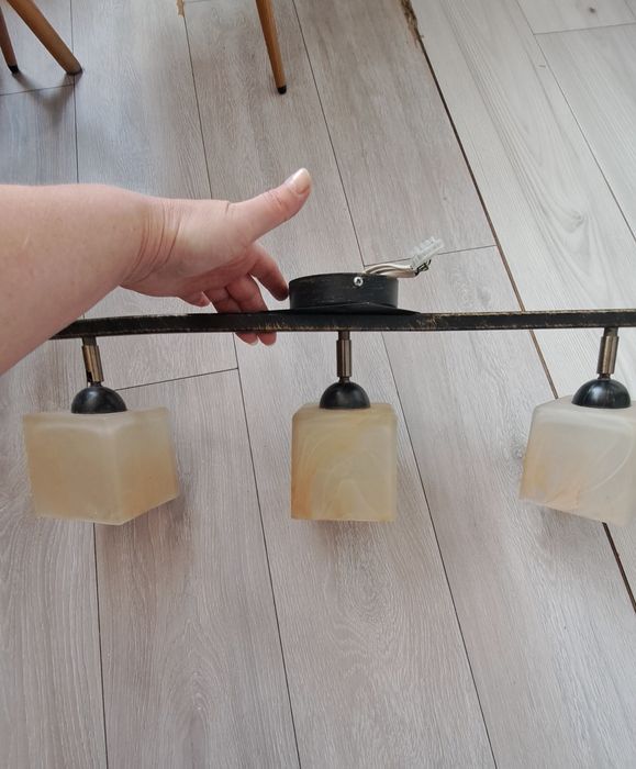 Lampa  z kloszami