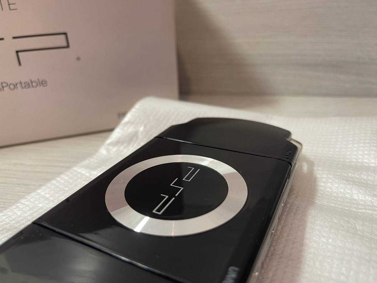 Sony PSP Slim 2008 Black 32GB+40 Ігор встановлено Повний Комплект