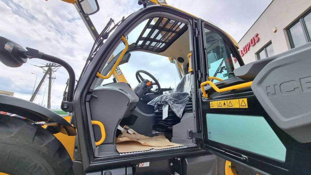 Ładowarka teleskopowa JCB 532-70 - 109 KM