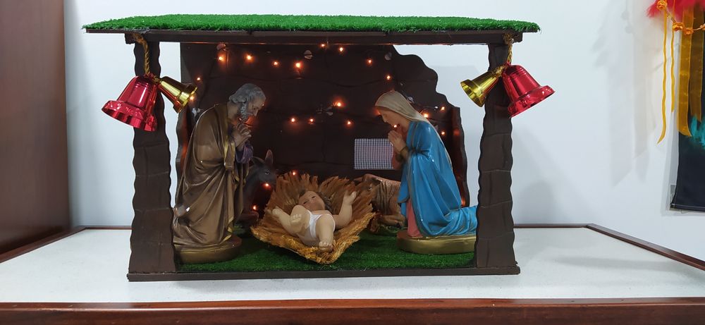 Presépio 19 peças de 25 cm até 30 cm de altura