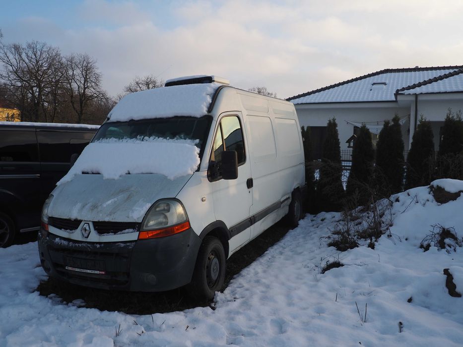 Tanio  samochód master - interstar do remontu dwa w cenie jednego.