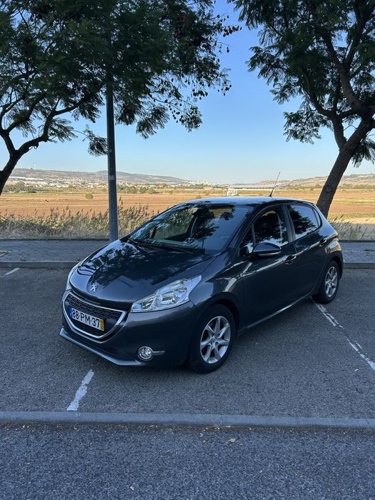 Peugeot 208 1.2 Gasolina