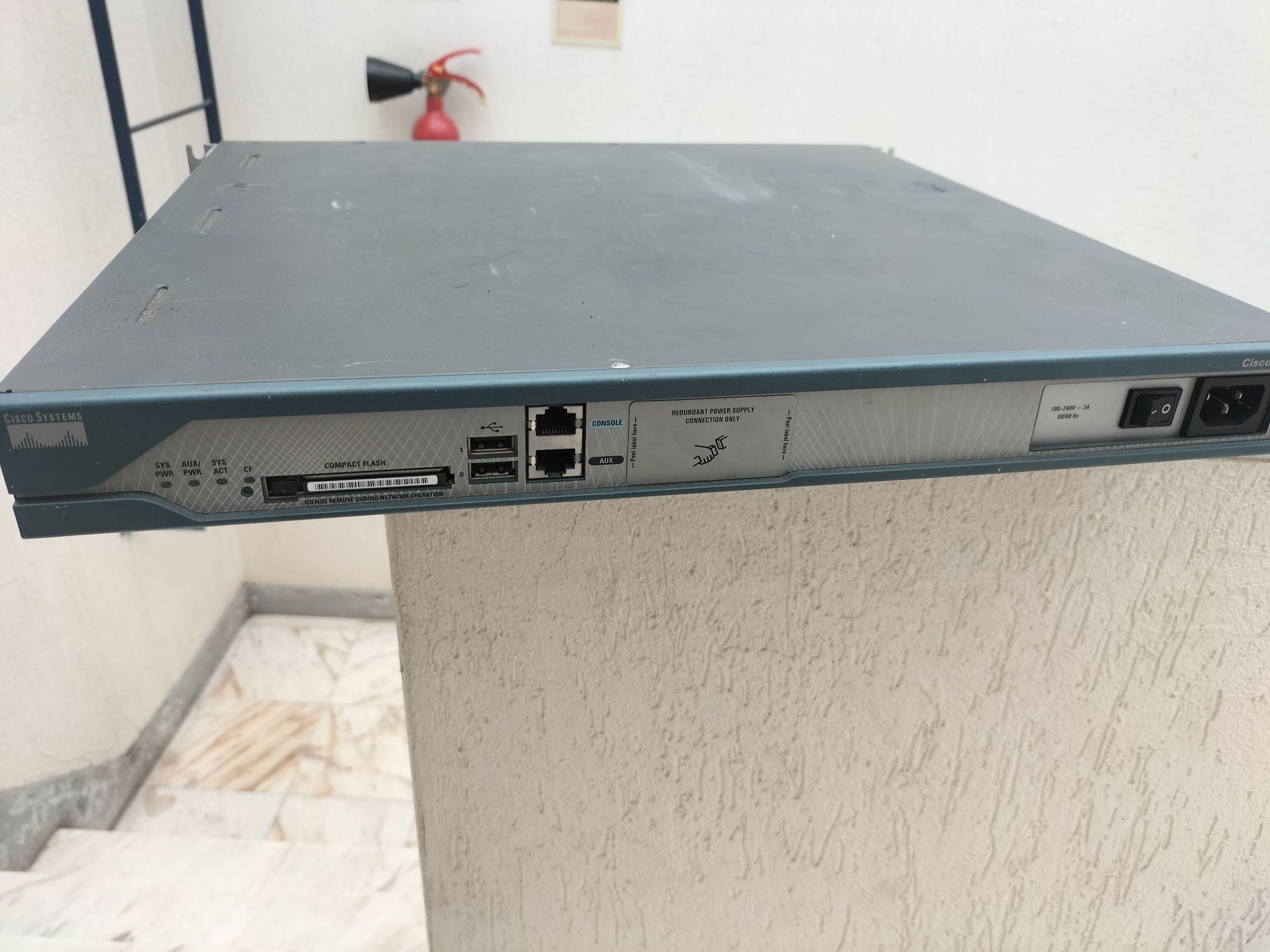 Router Cisco 2800 totalmente funcional
