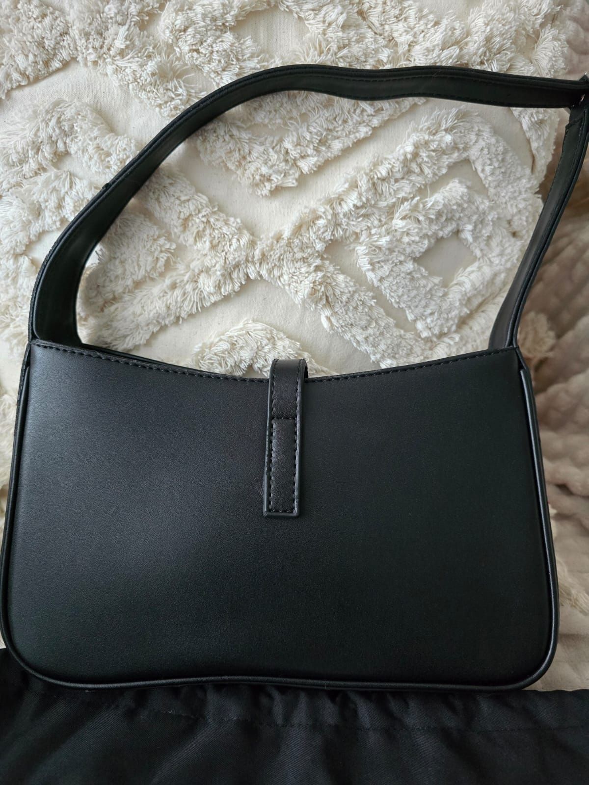 Mala YSL preta genuína