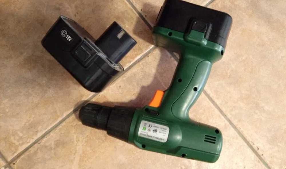 Інструмент будівництво шуруповерт metabo bern Bosch  дрель ссср лобзик