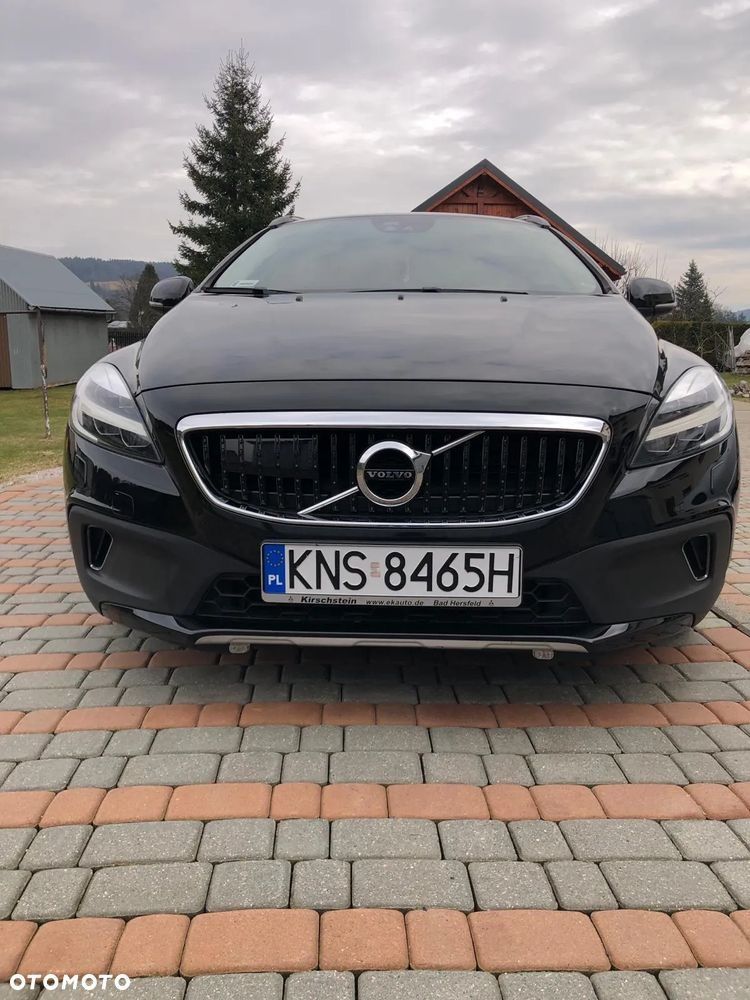 Volvo v40 cross country