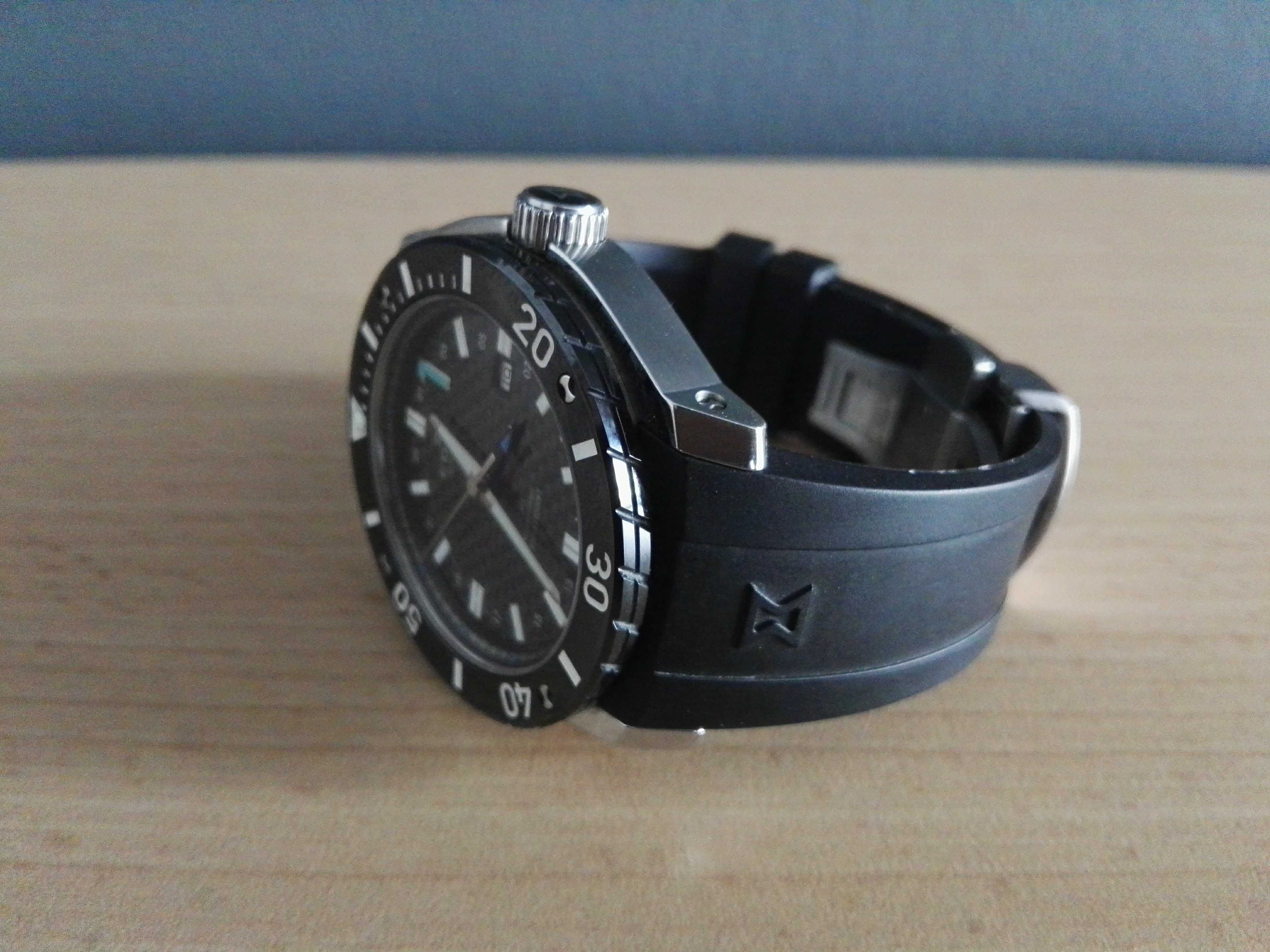 EDOX DIVER GMT CLASS 1  Automatic 300 m