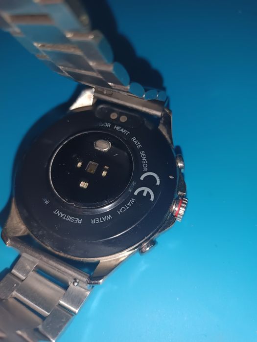 SmartWatch na bransoletce