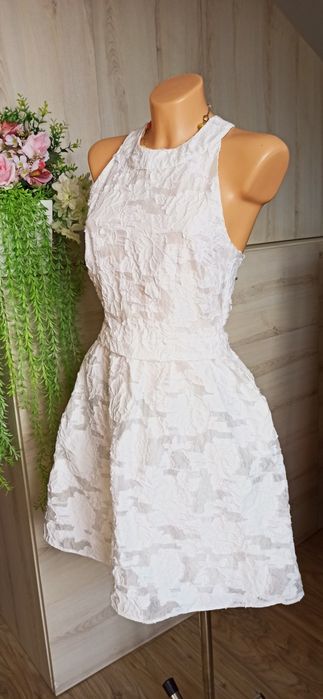 Sg Kremowa sukienka 34 , 36 XS  , S H&M piękna sukienka 34 , 36