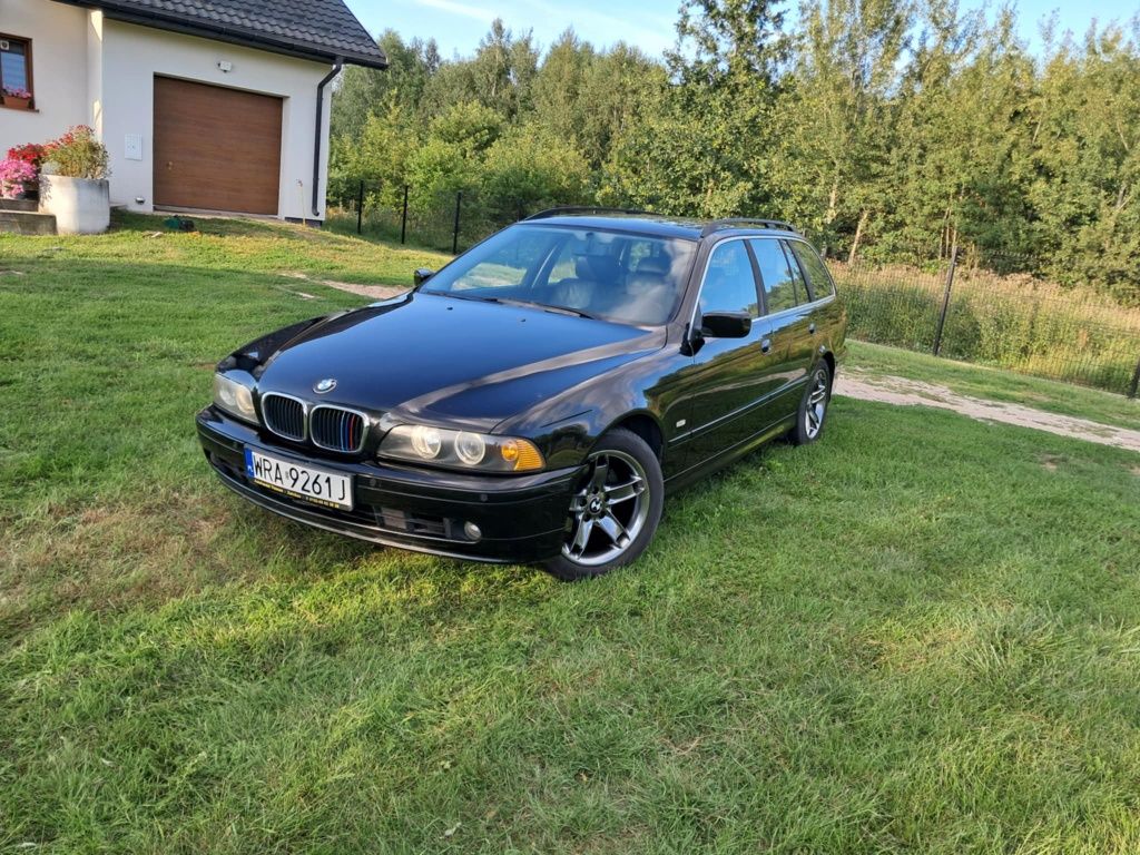 BMW E39 turing stan bardzo dobry