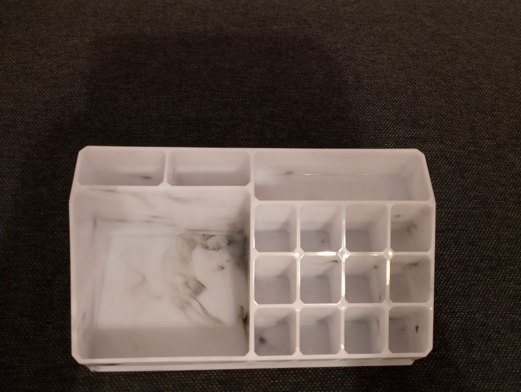 Organizer na kosmetyki