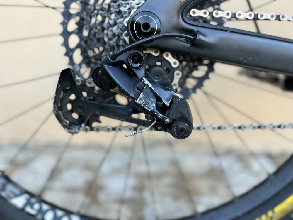Bicicleta de enduro yeti sb150