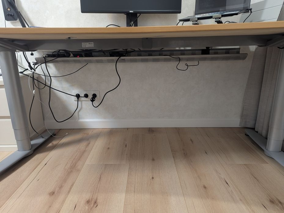 Стіл для роботи стоячи та сидячі. 180х90см. Вжив