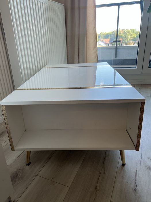 Stolik kawowy biały złoto