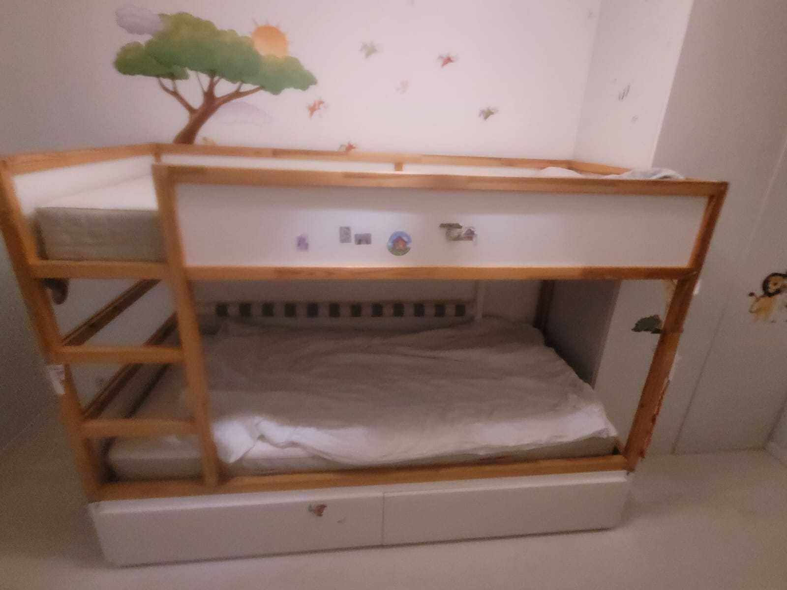 Ikea Kura łóżko piętrowe, podwójne plus materace, szuflady i baldachim
