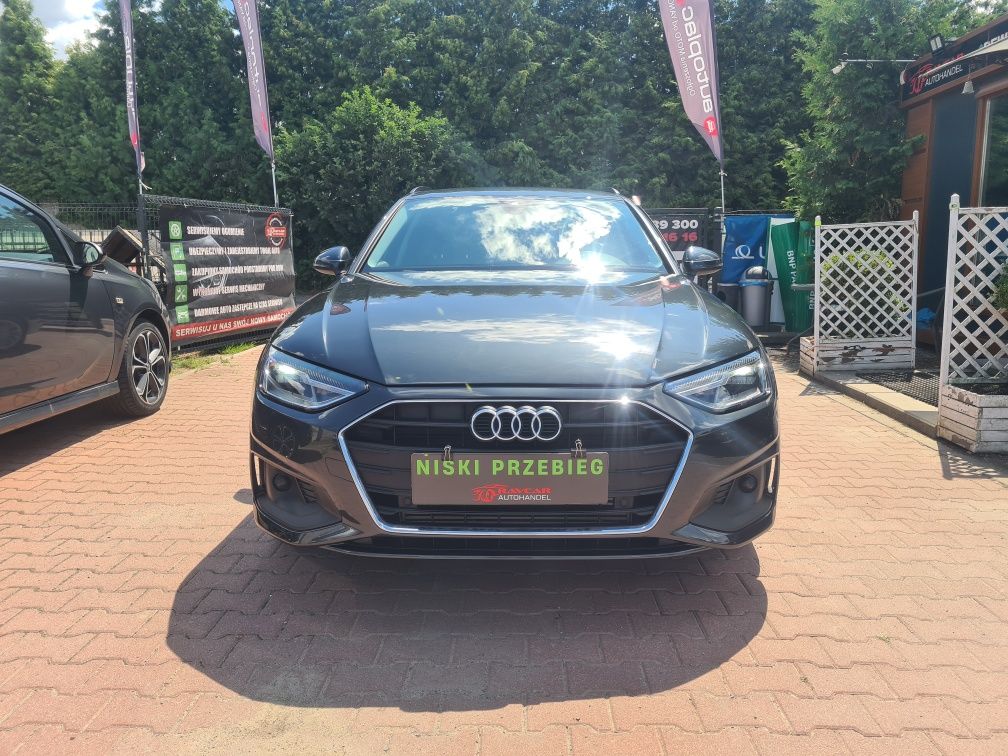Audi A4 / 2023 / 2.0 150 ps / Benzyna / Niski Przebieg / Automat /