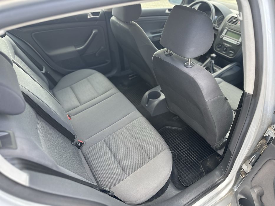 Golf 5 benzyna 143tys przebiegu udokumentowane