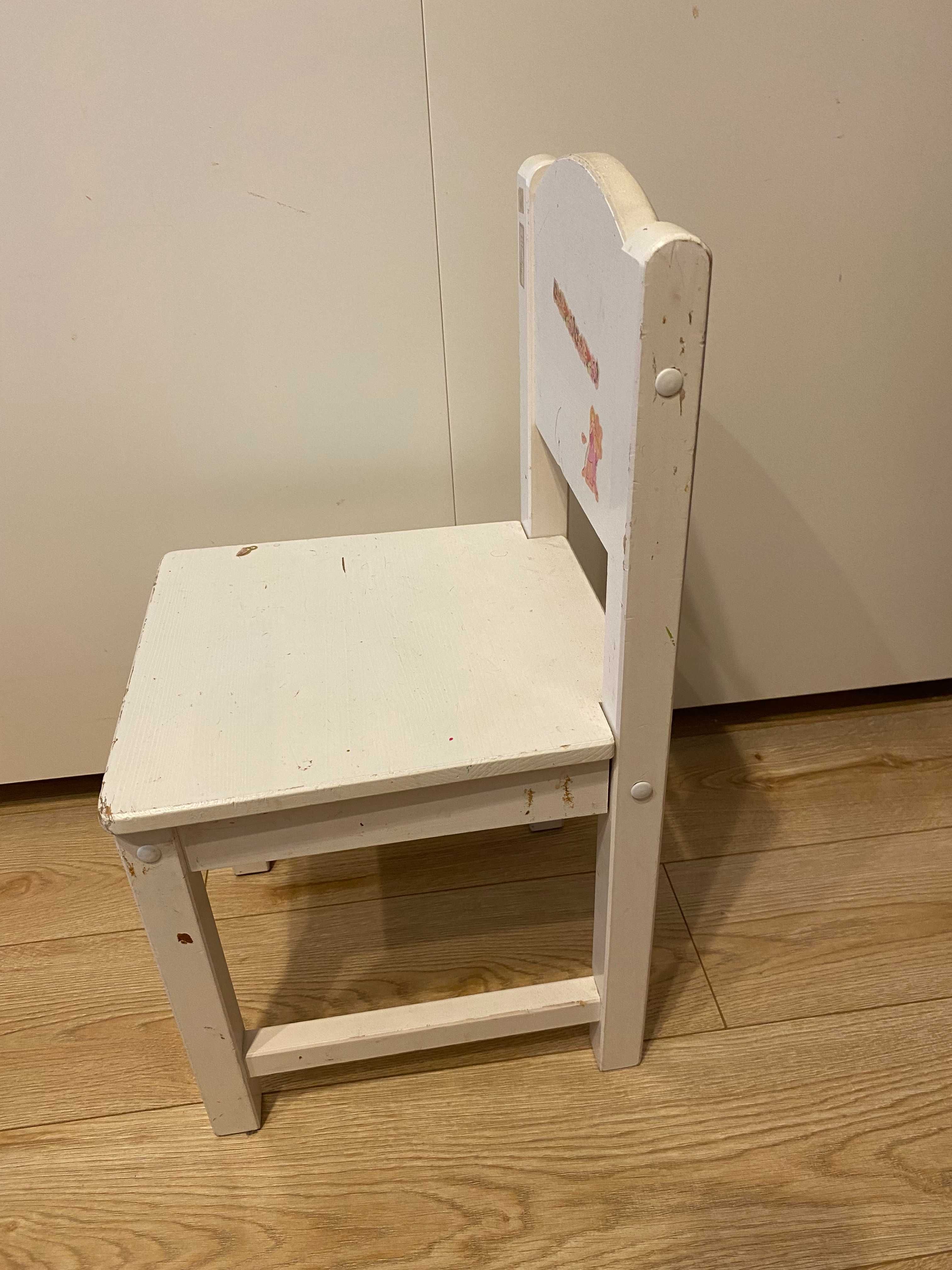 krzesełko białe Sandvik stolik biały Lack IKEA możliwa dostawa
