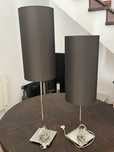 Conjunto de abajur na cor cinza