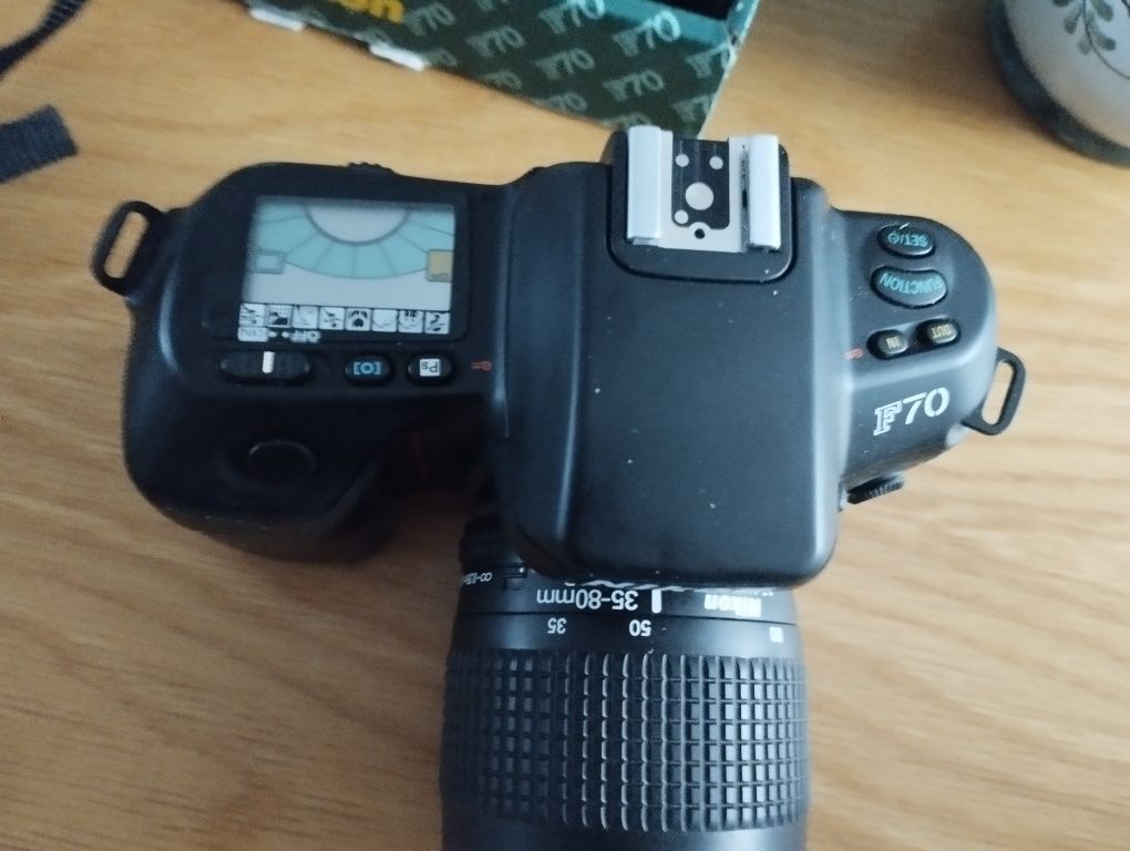 Nikon F 70 lustrzanka analogowa