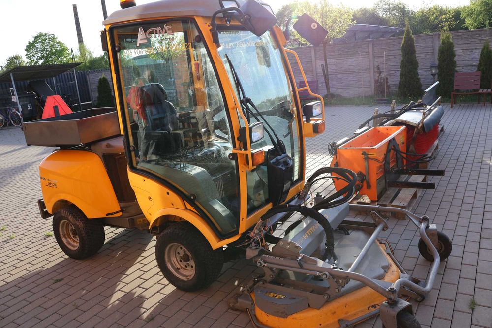 Kosiarka/nośnik narzędzi Stiga Titan 740 DCR