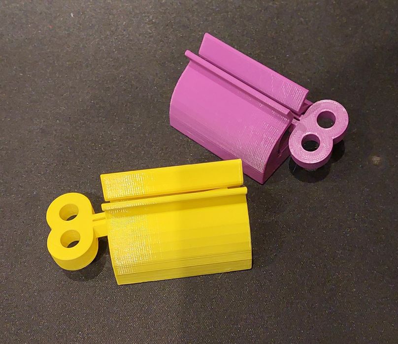 Espremedor de pasta dos dentes