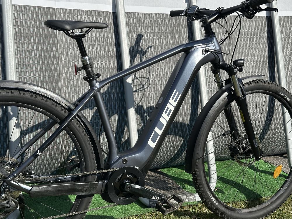 Rower elektryczny cube silnik centralny bosch rams xl
