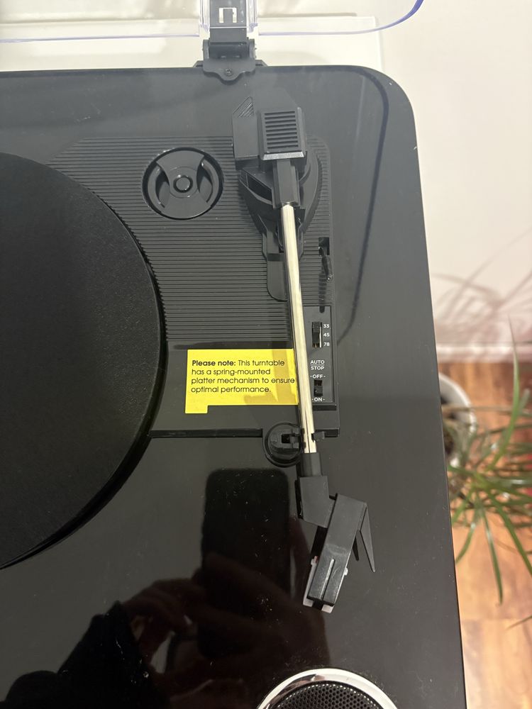Sprzedam gramofon ION MAX LP WD