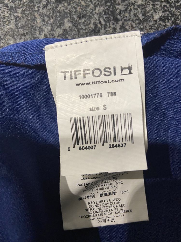 Vestido com abertura nas costas - Tiffosi