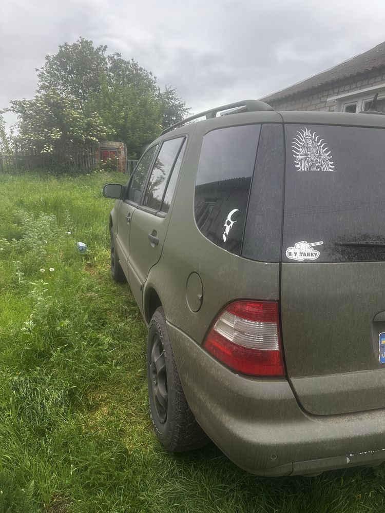 Продам мерседес ml163 2.7 tdi