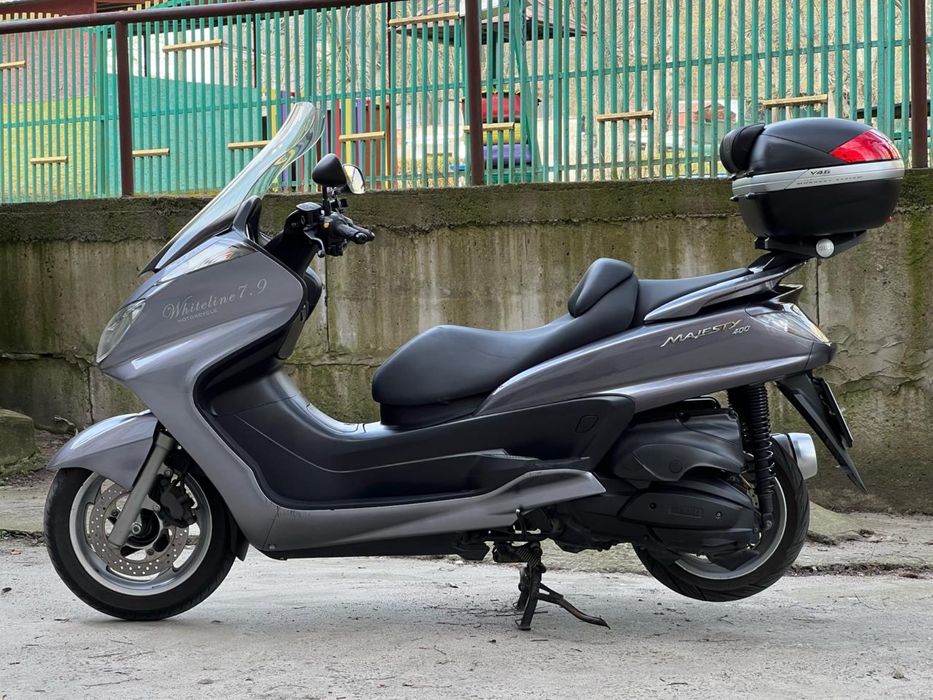 Yamaha Majesty 400 Ямаха Маджести максі скутер