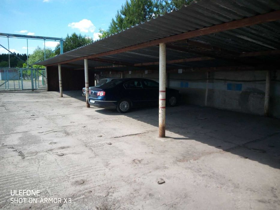 Стоянка.Паркоместо под навесом