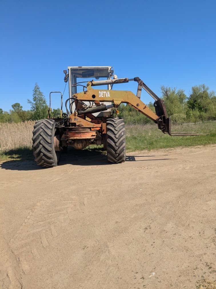 Продам навантажувач un 053
