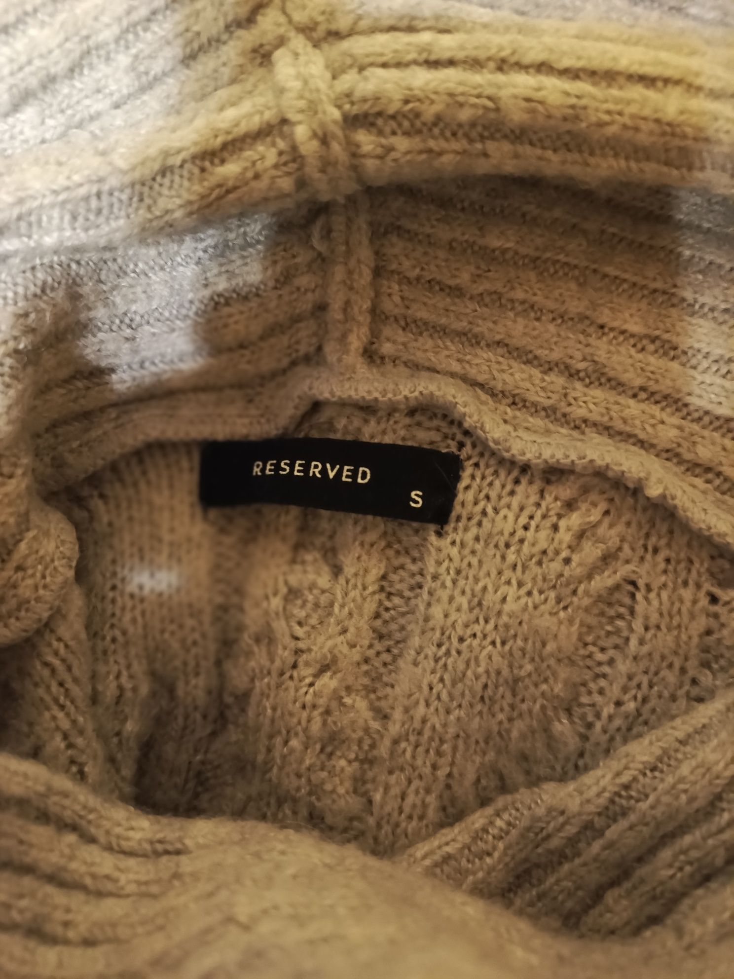 Sweter oversize Reserved