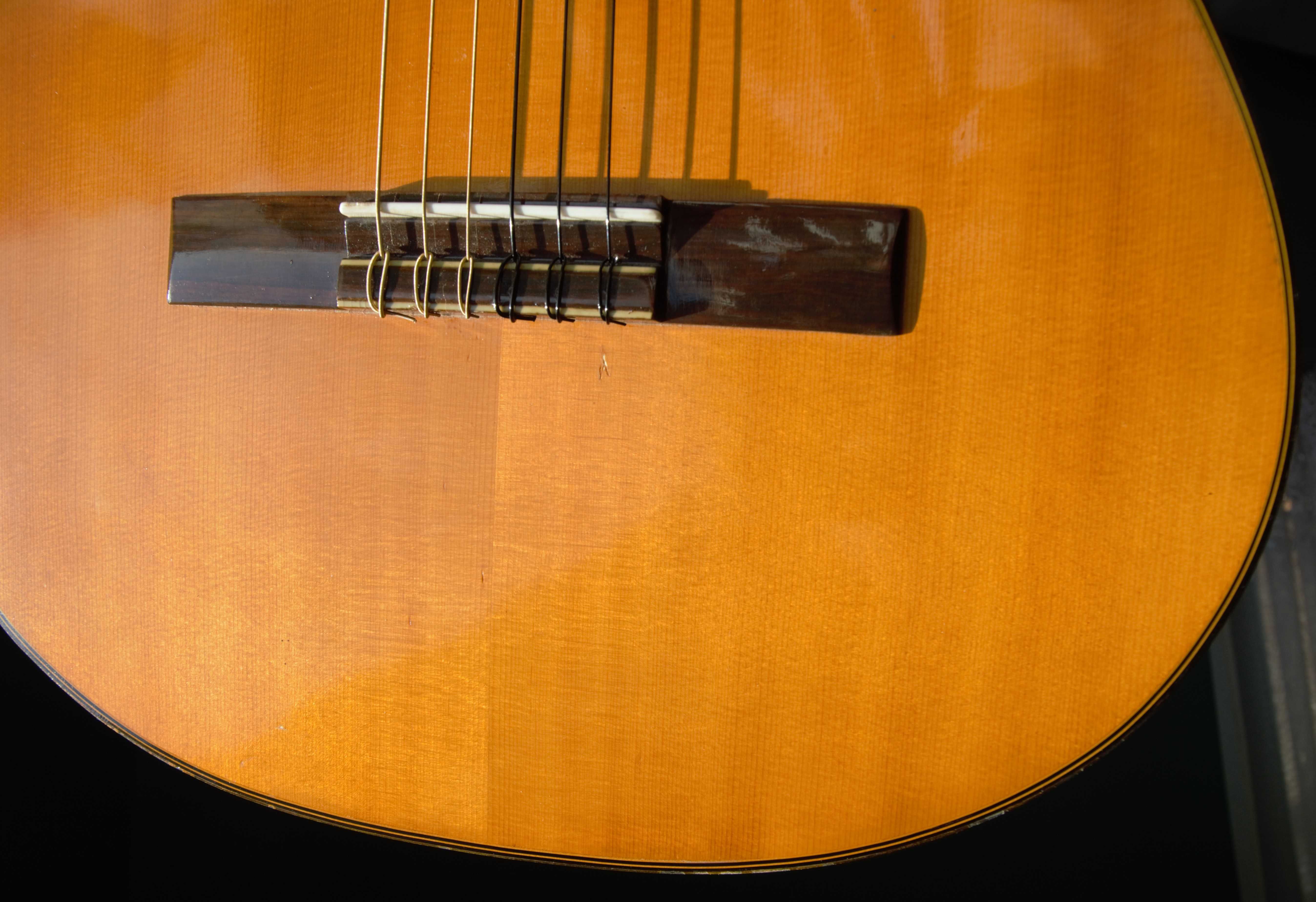 Gitara klasyczna japońska z 1972 roku lutnicza