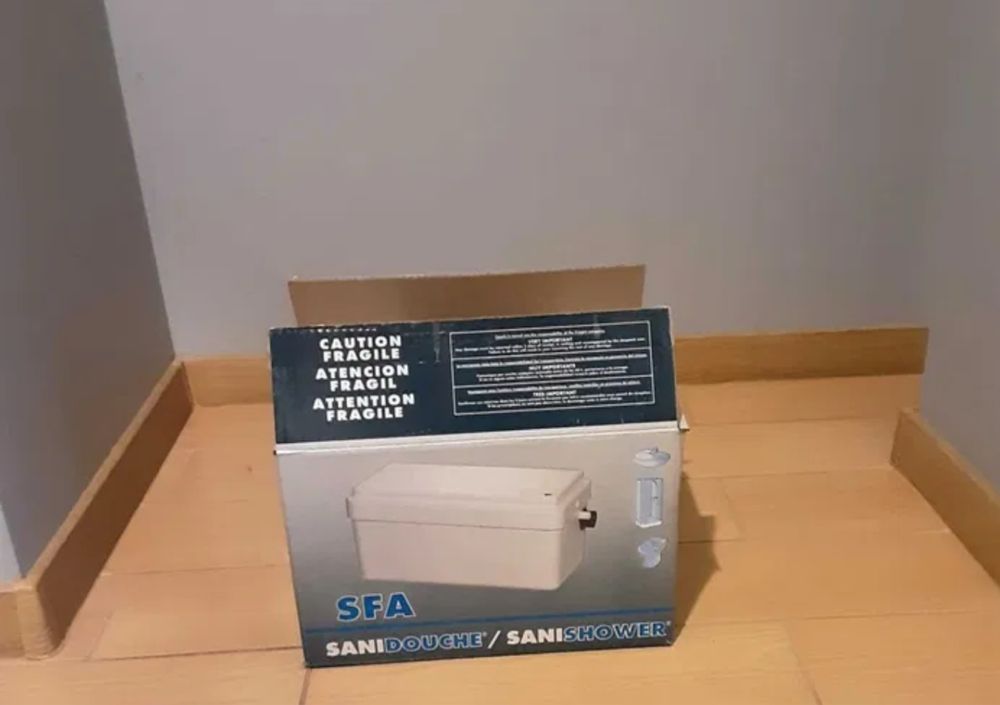 SFA Sanidouche Pompa odprowadzająca brudną wodę D2